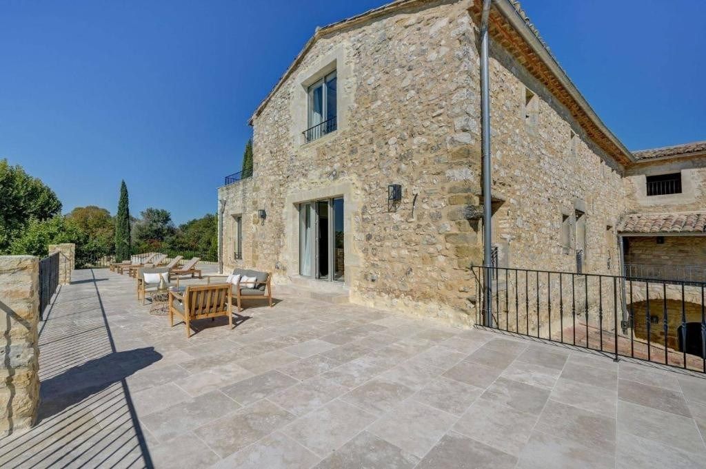 commercial local for sale on GARRIGUES STE EULALIE (30190)