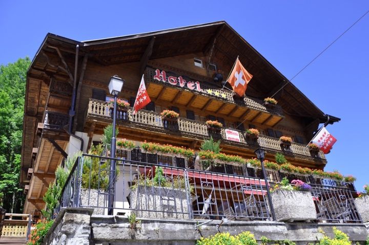 Chalet Hotel-Spa 48 rooms at the Swiss ski area of 