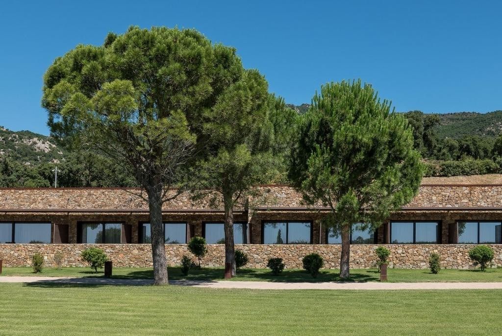 commerce en vente sur CANTALLOPS (17708)