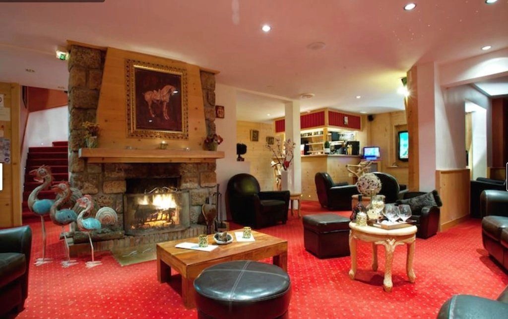 local comercial 20 Habitaciones en venta en AURON (06660)