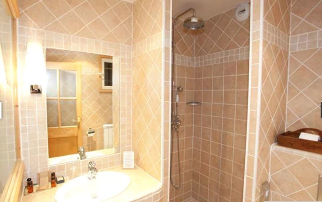local comercial 20 Habitaciones en venta en AURON (06660)
