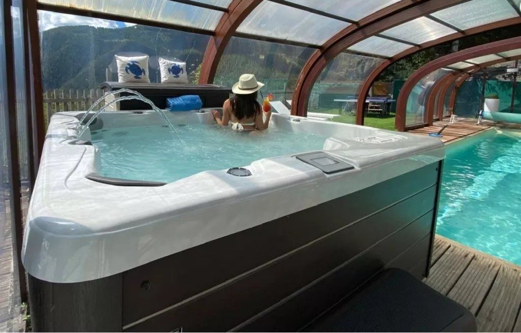 commerce 20 Pièces en vente sur AURON (06660)