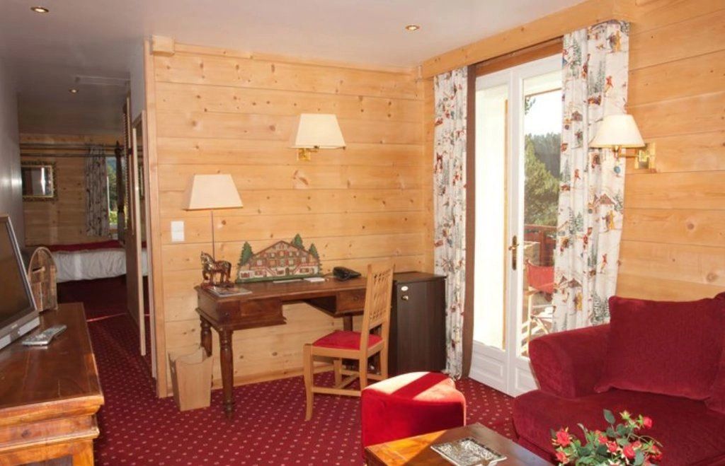 local comercial 20 Habitaciones en venta en AURON (06660)