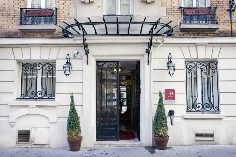 commercial local for sale on PARIS (75016)