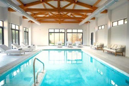 commercial local 28 Rooms for sale on MANOSQUE (04100)