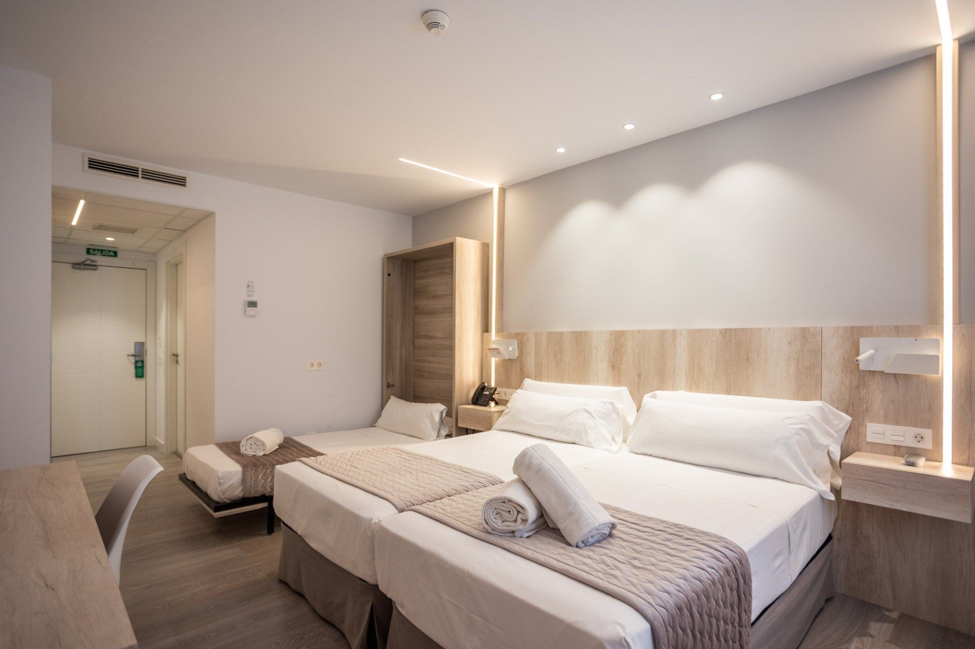 commercial local for sale on Soria (42002)