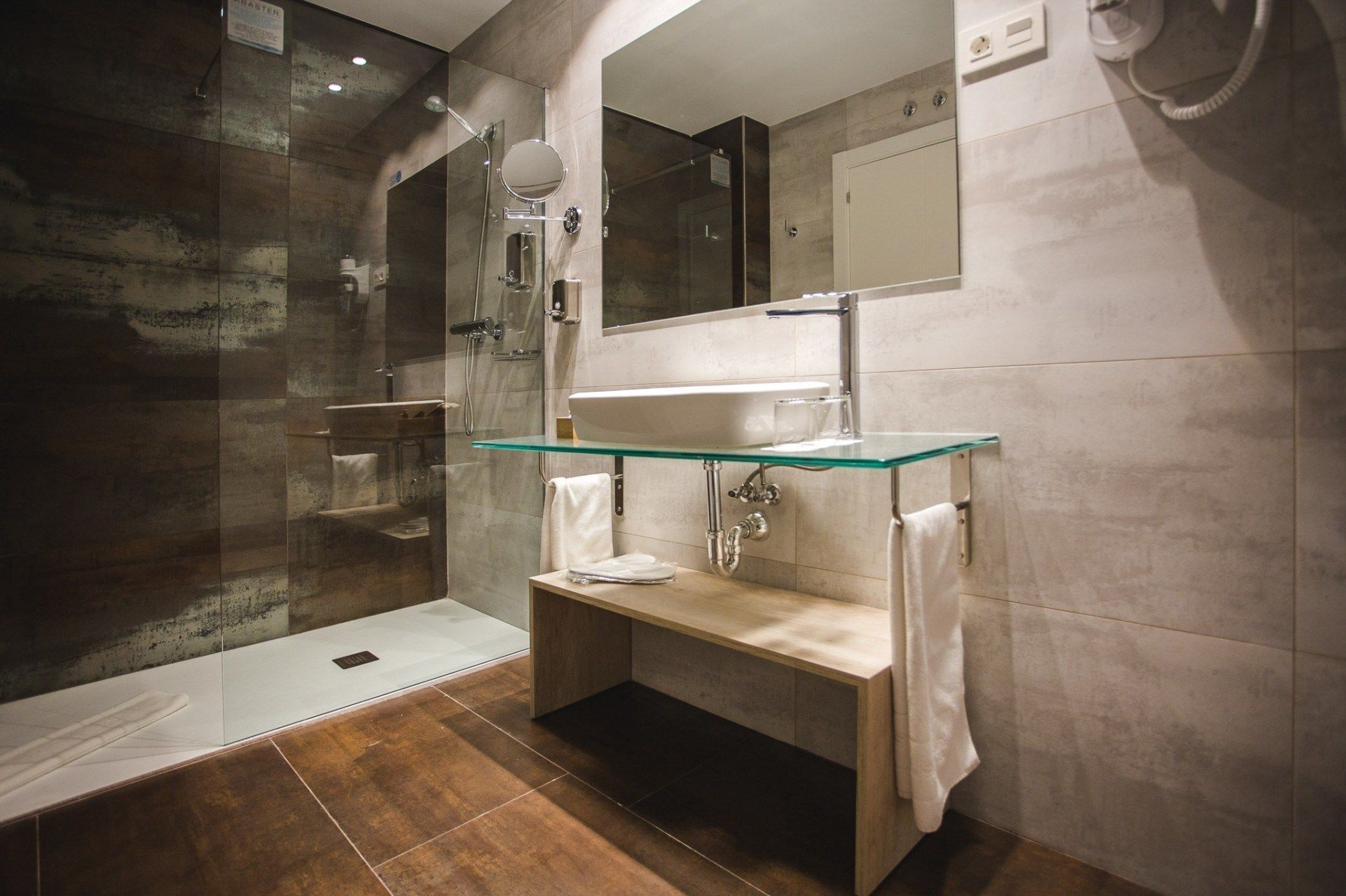 commercial local for sale on Soria (42002)