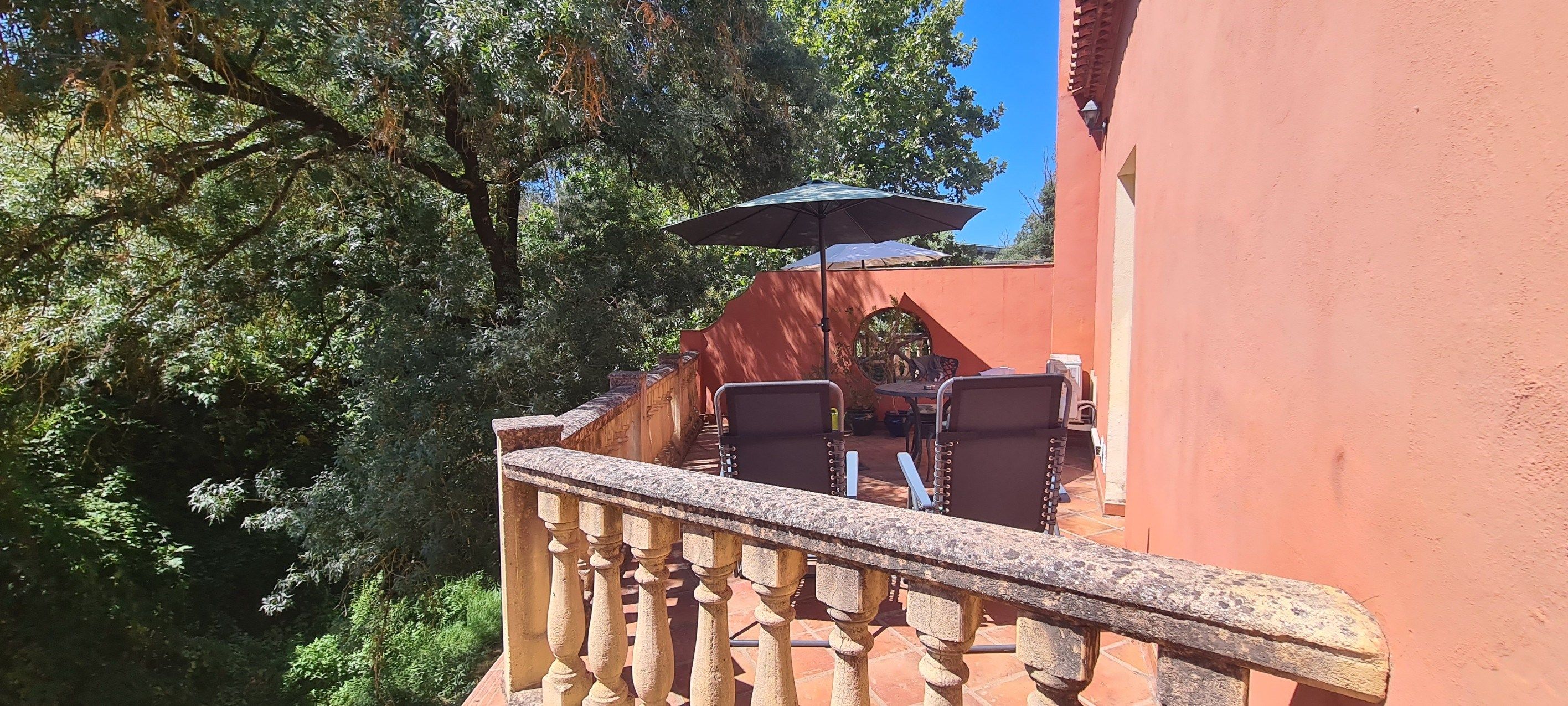 commerce en vente sur Ronda (29400)