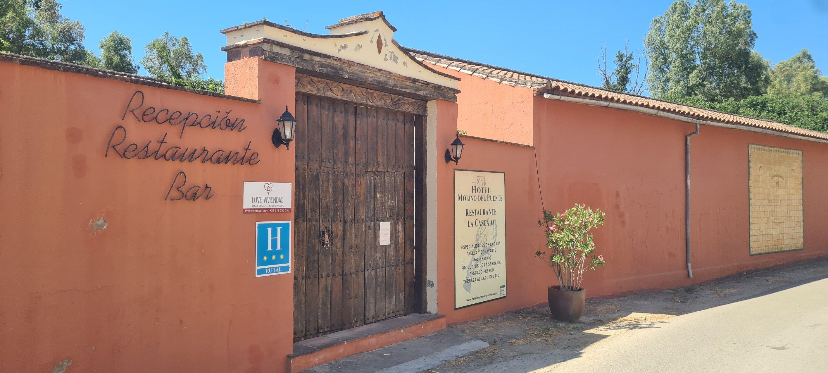 commerce en vente sur Ronda (29400)