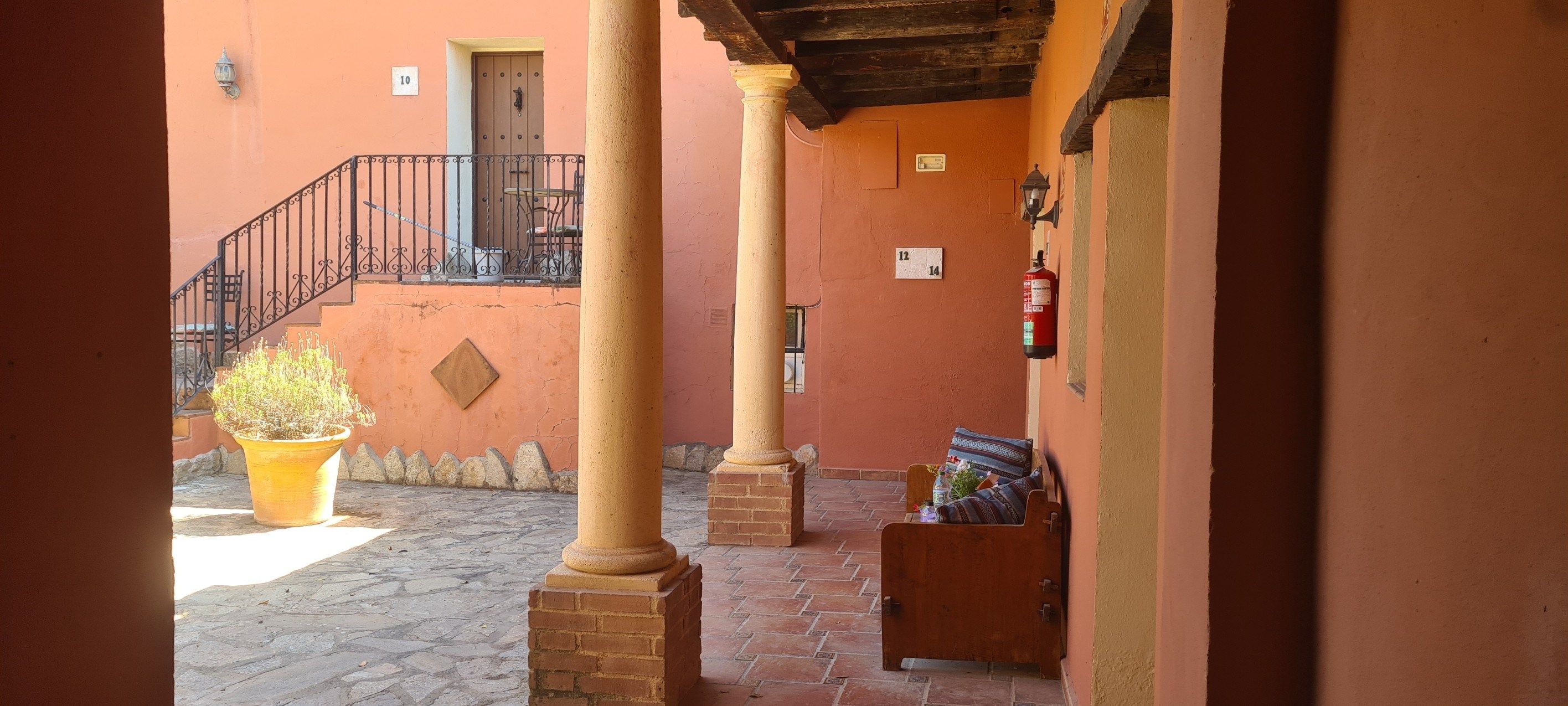 commerce en vente sur Ronda (29400)