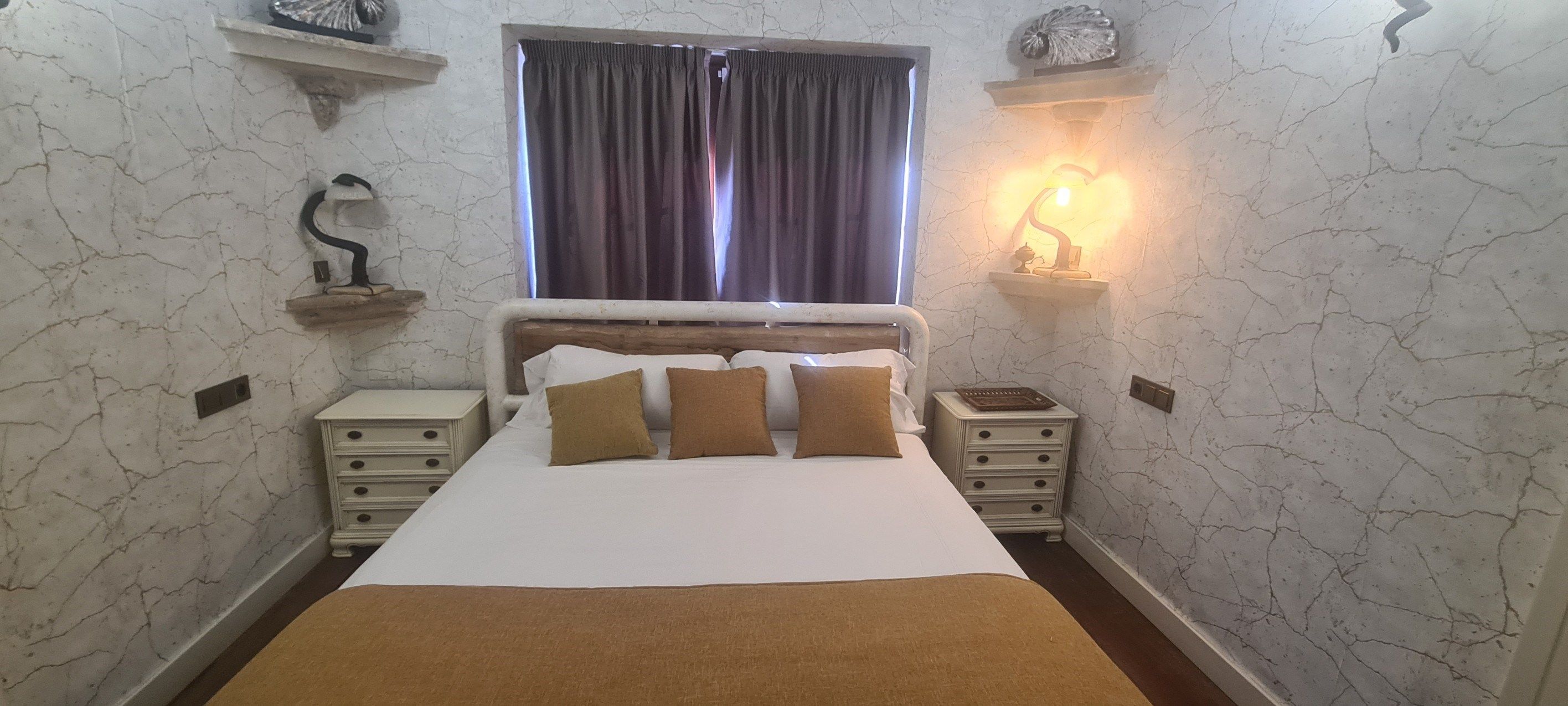 commerce en vente sur Ronda (29400)