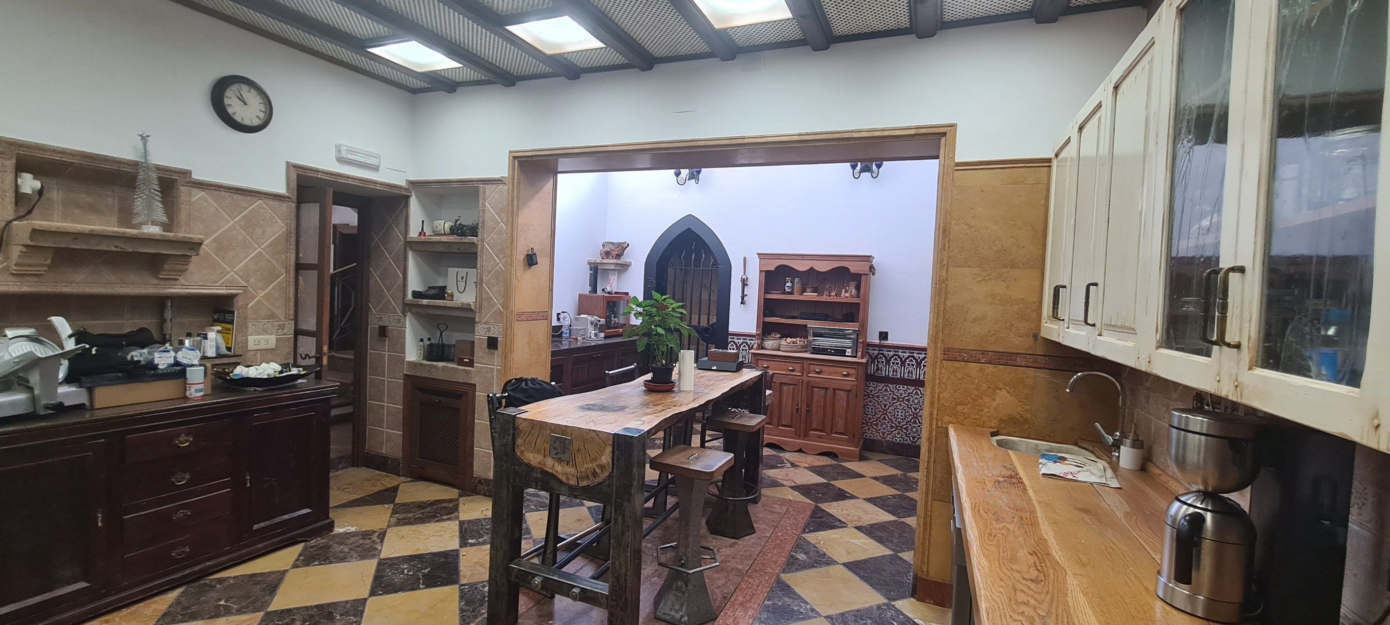 commerce en vente sur Ronda (29400)