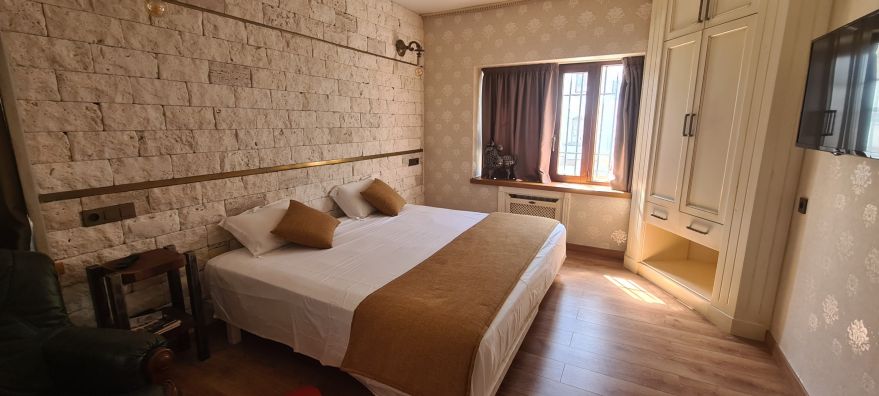 SPAIN - Elegant Boutique Hotel Opportunity in Historic Ronda