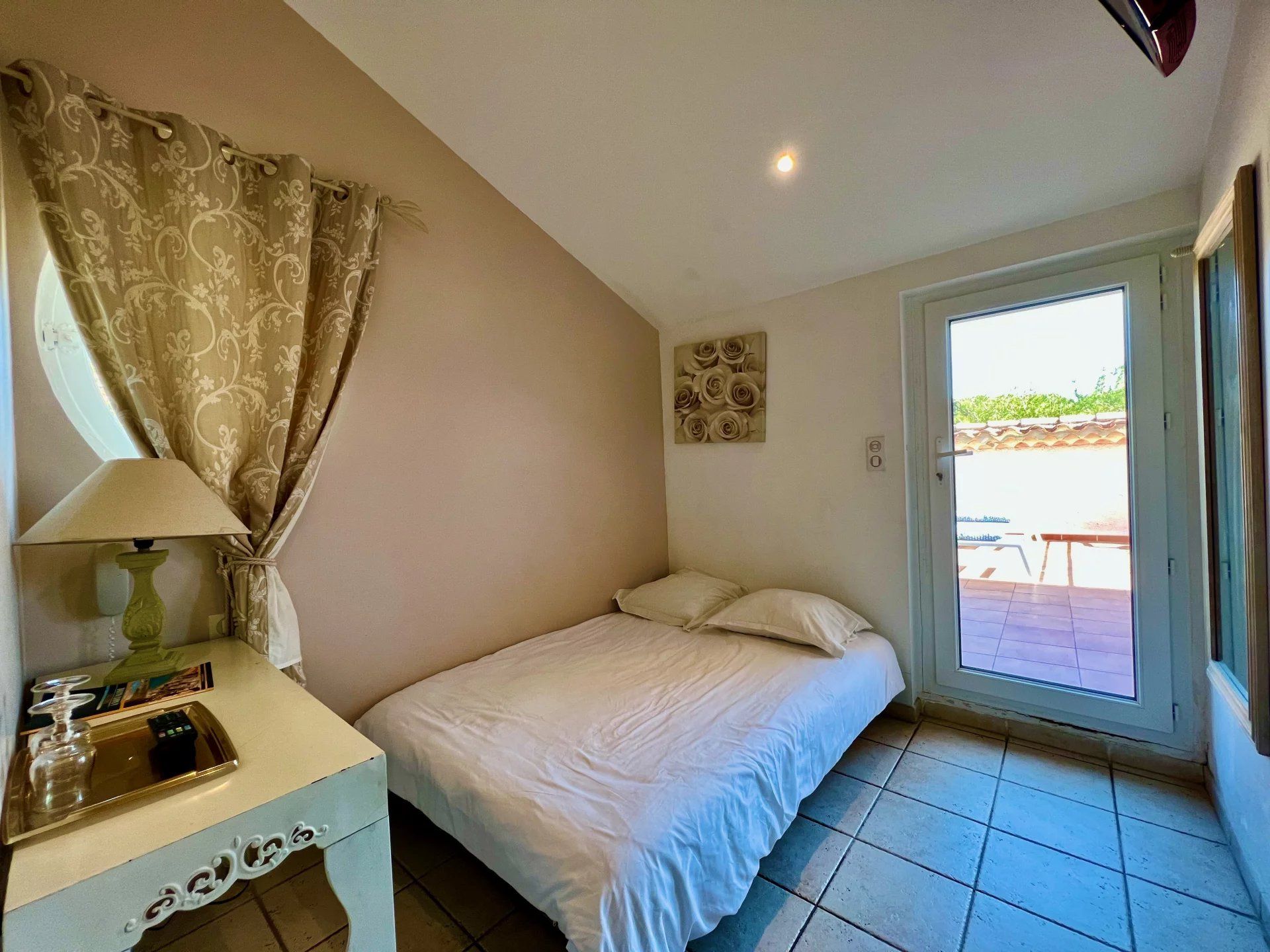 local comercial en venta en GRIMAUD (83310)