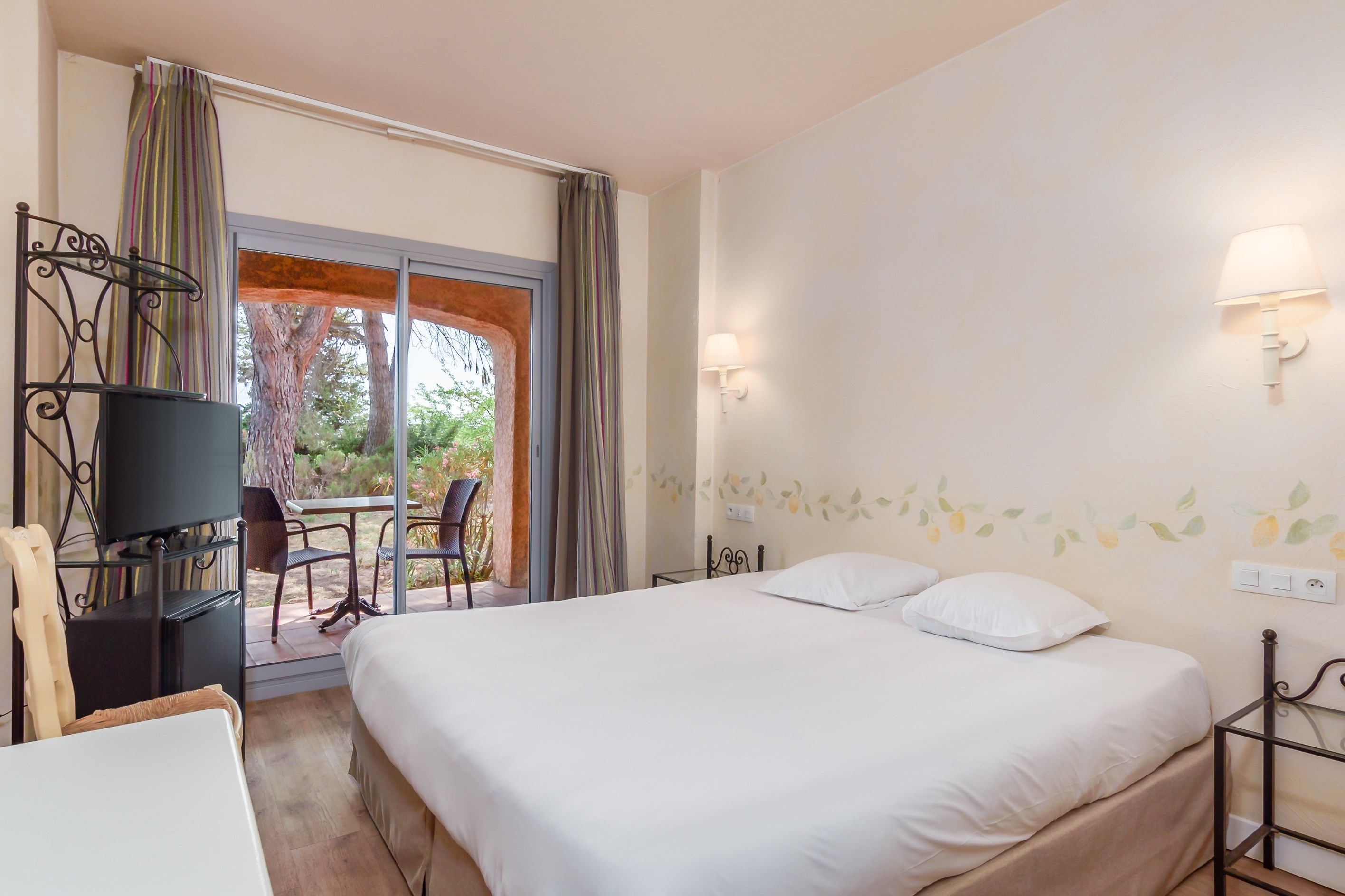 commerce 40 Pièces en vente sur SOPHIA ANTIPOLIS (06560)
