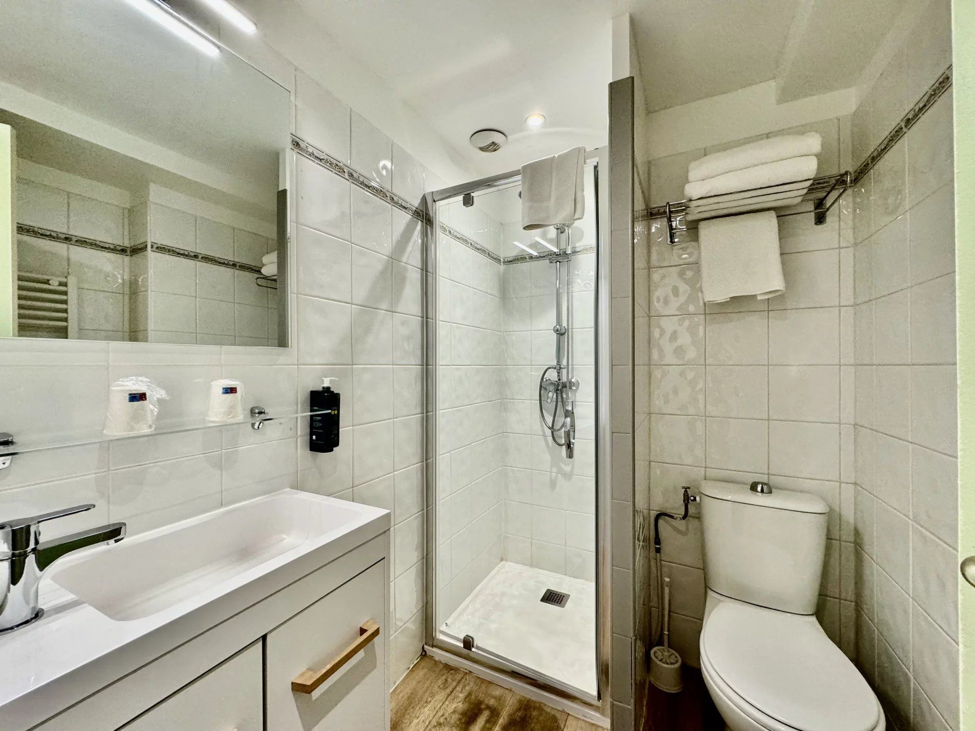 local comercial en venta en ST RAPHAEL (83700)