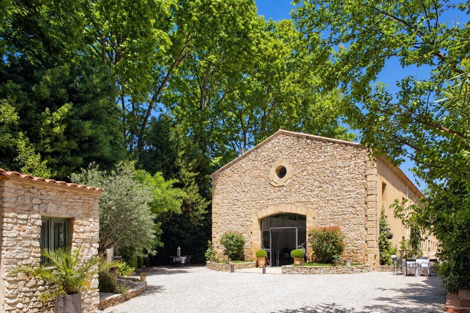 commerce en vente sur NIMES (30900)