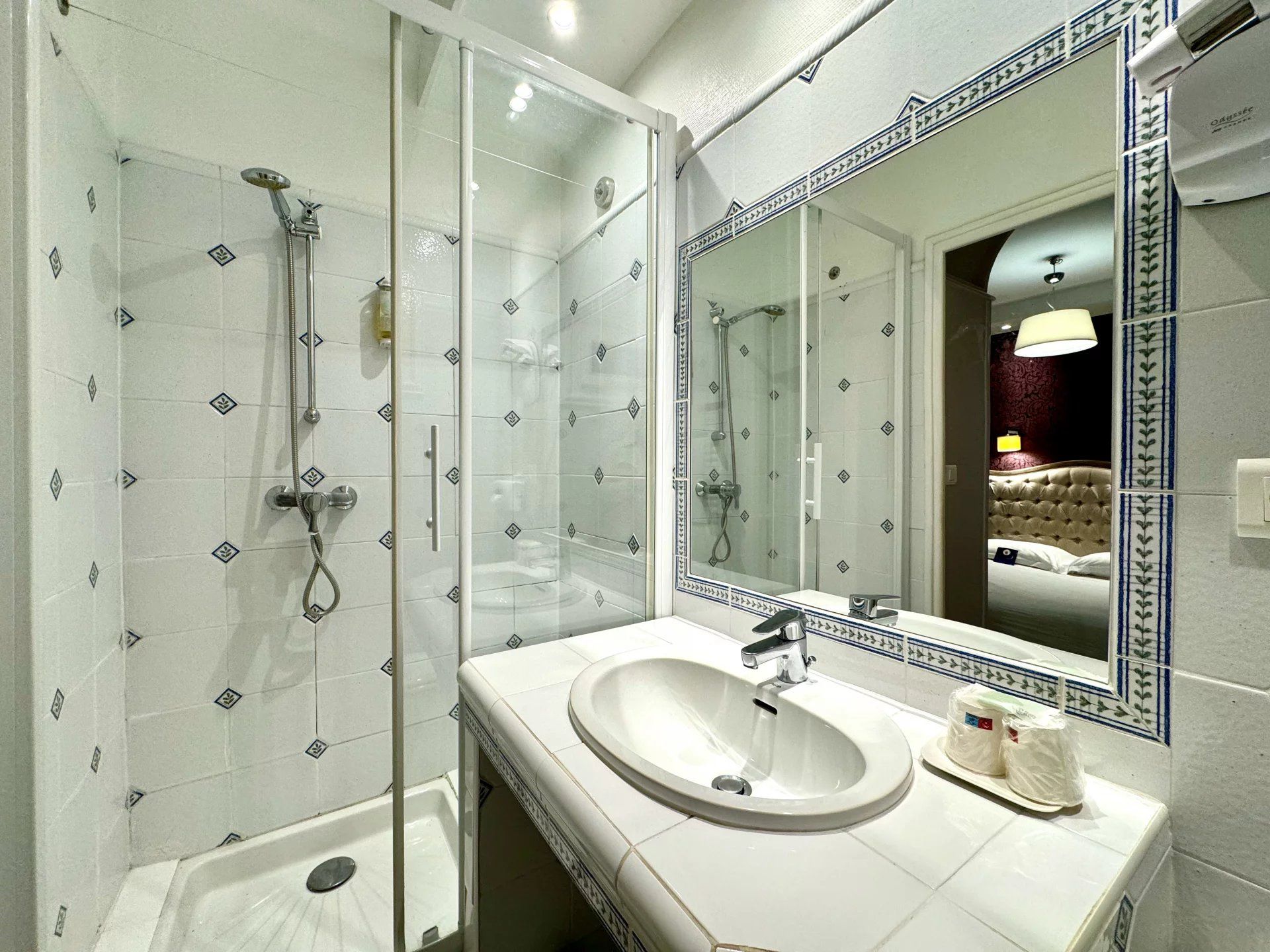 local comercial en venta en ARLES (13200)