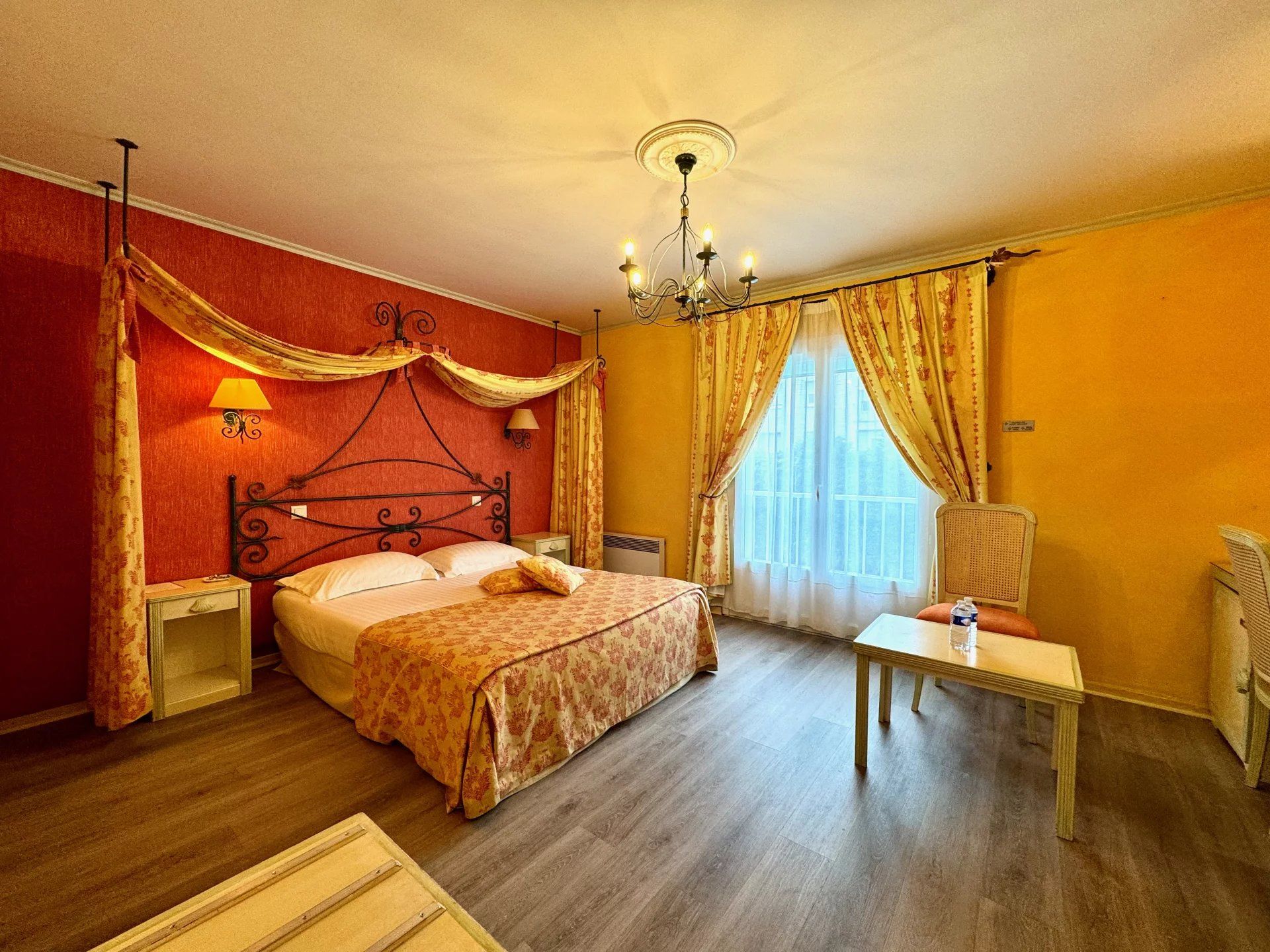 local comercial en venta en ARLES (13200)