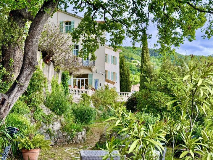 Shop hotel back country cannois