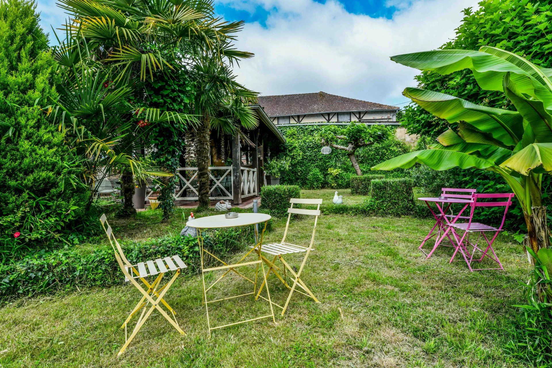 commercial local for sale on ESTANG (32240)