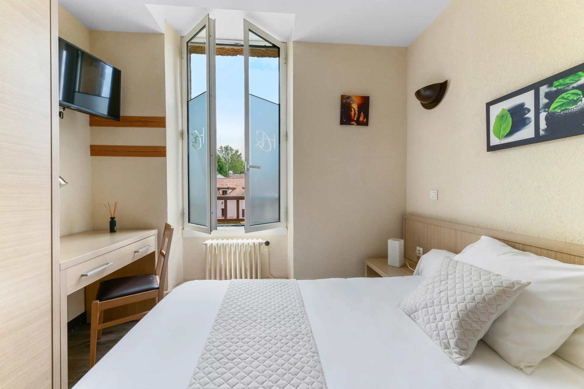 commercial local for sale on ESTANG (32240)