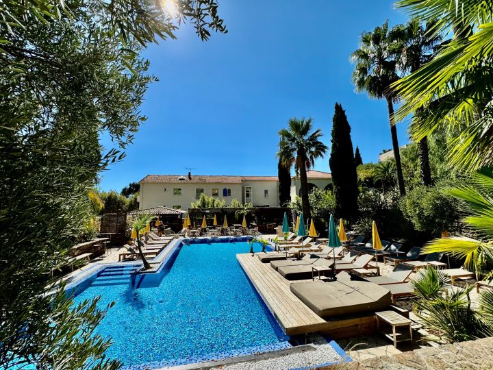 Hôtel**** & restaurant à 100m de la plage