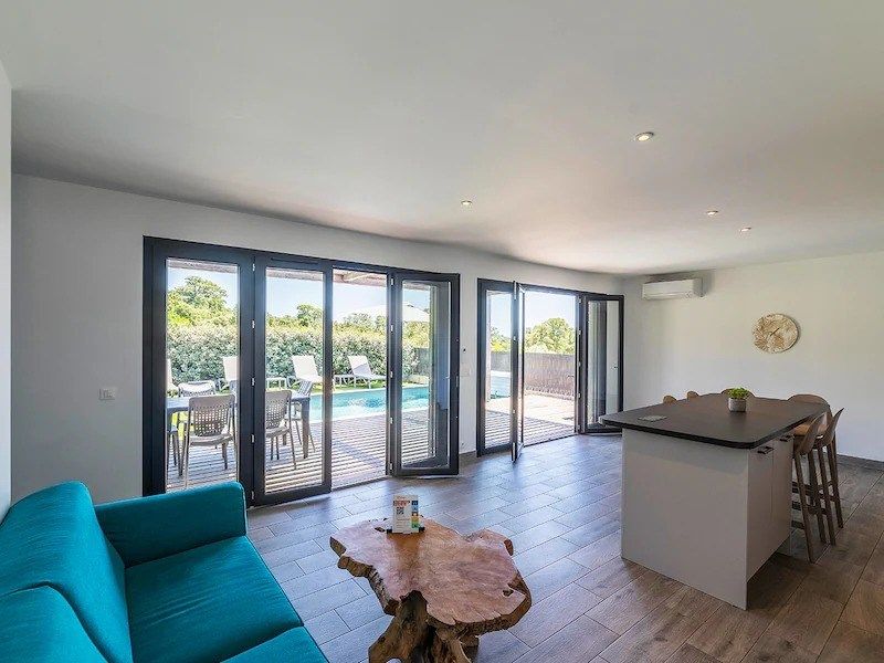 local comercial en venta en LECCI (20137)