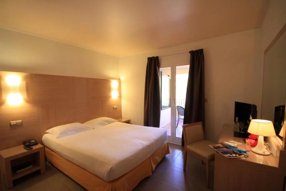 commerce en vente sur SERRIERA (20147)