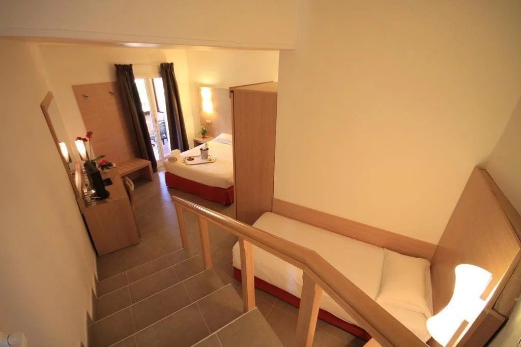 commerce en vente sur SERRIERA (20147)