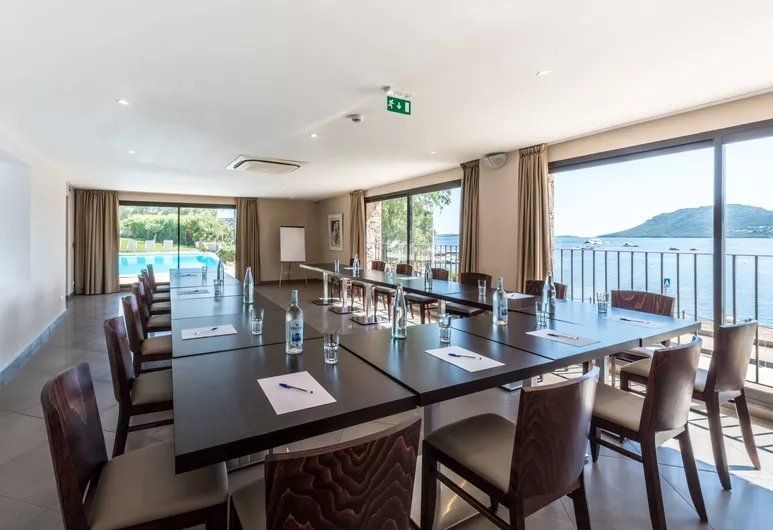 local comercial 45 Habitaciones en venta en PORTO VECCHIO (20137)