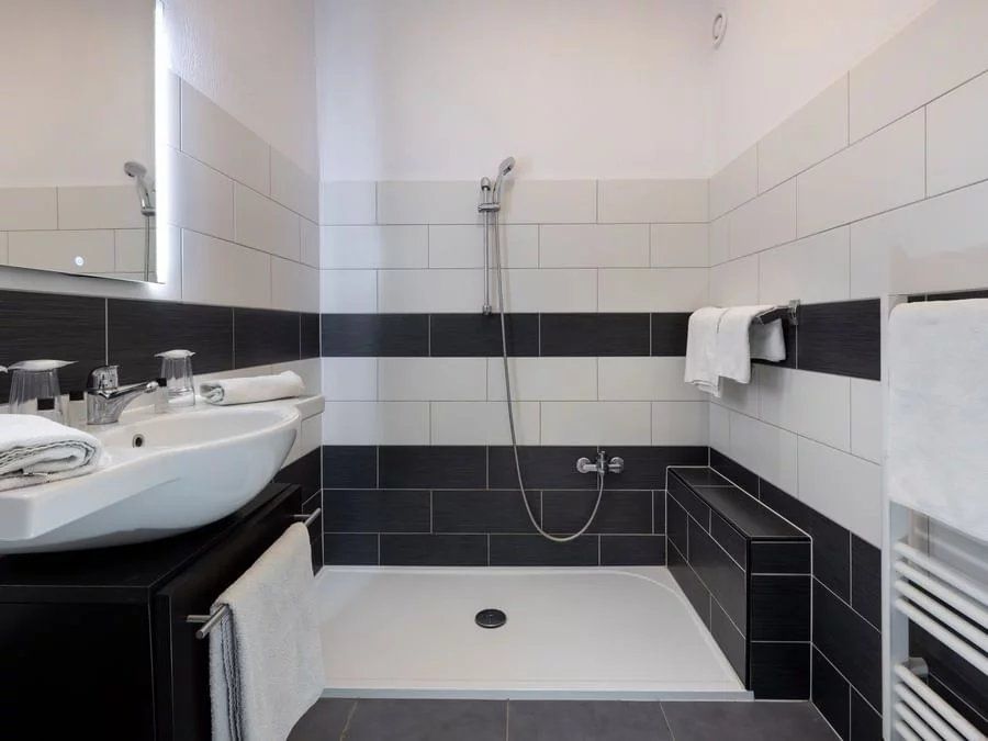 local comercial en venta en ST LAURENT DU VAR (06700)