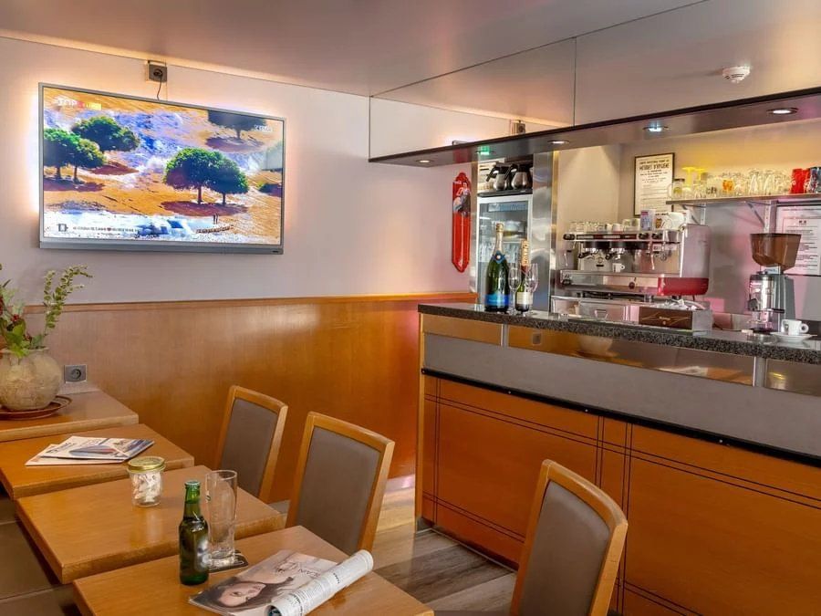 local comercial en venta en ST LAURENT DU VAR (06700)