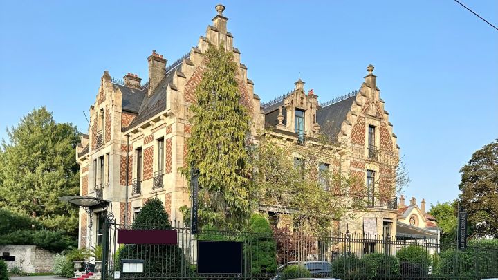 Murs de Manoir-Hotel en centre ville