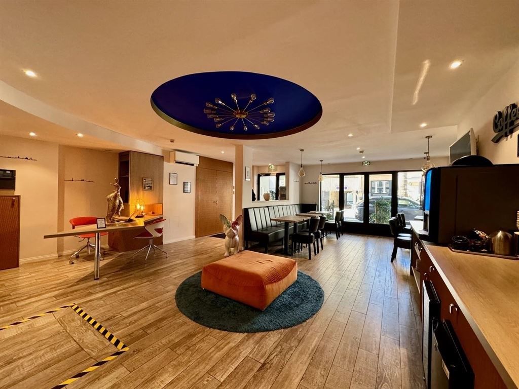 local comercial en venta en ANTIBES (06160)