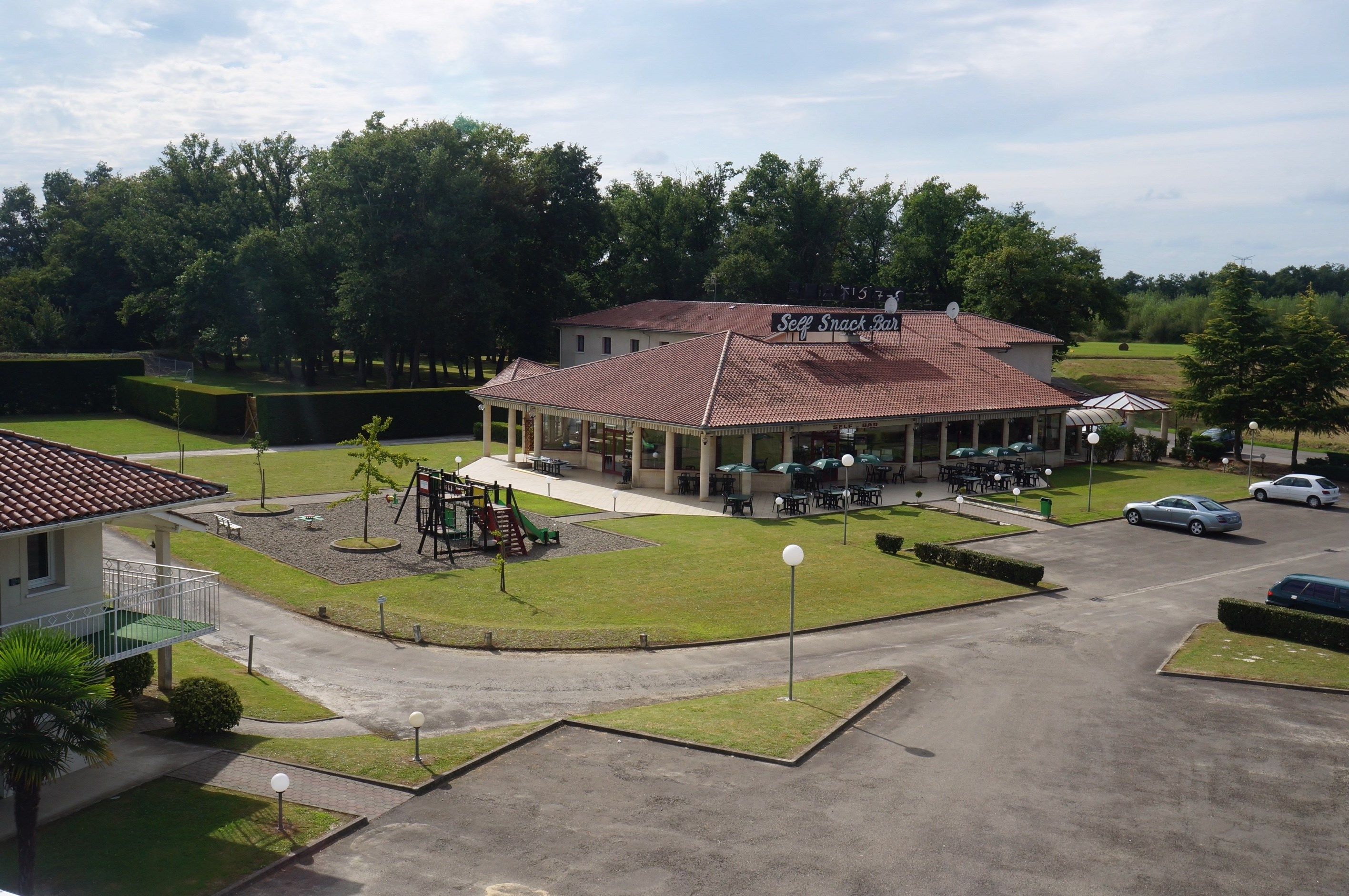 commercial local for sale on CAZERES SUR L ADOUR (40270)