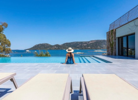 Hotel Real Estate specialist